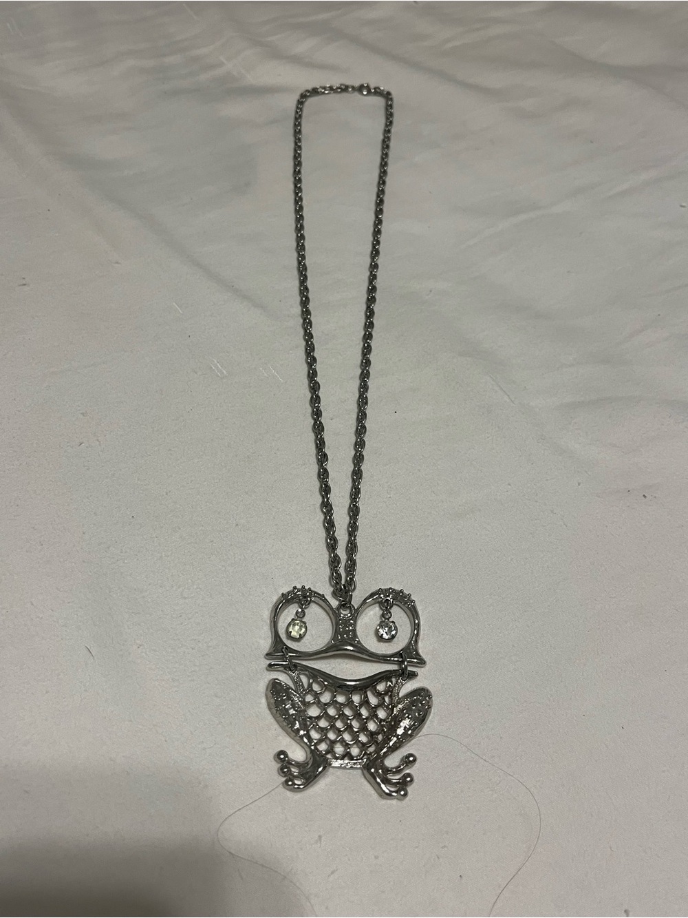 Silver Tone Frog Charm Pendant Necklace Clear Rhinestone Eyes Cable Chain